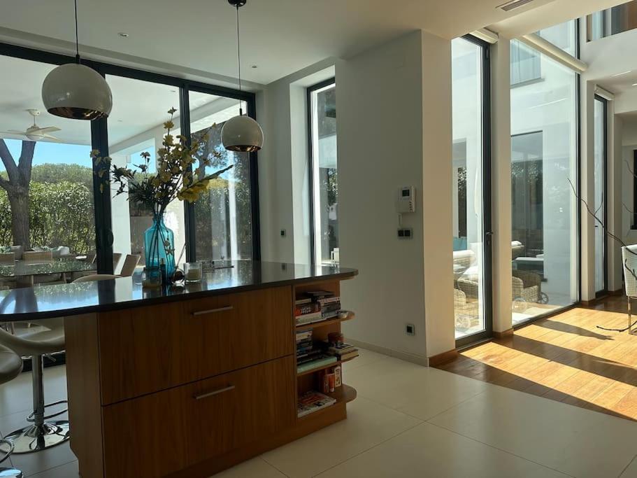 Luxury Tagmara Elviria *